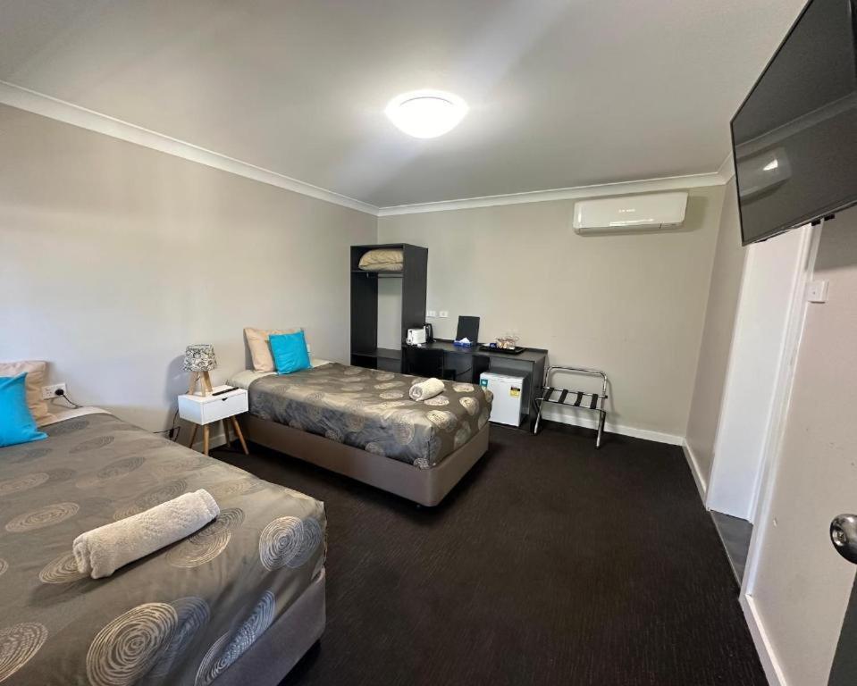 Copper City Motel Cobar Ngoại thất bức ảnh