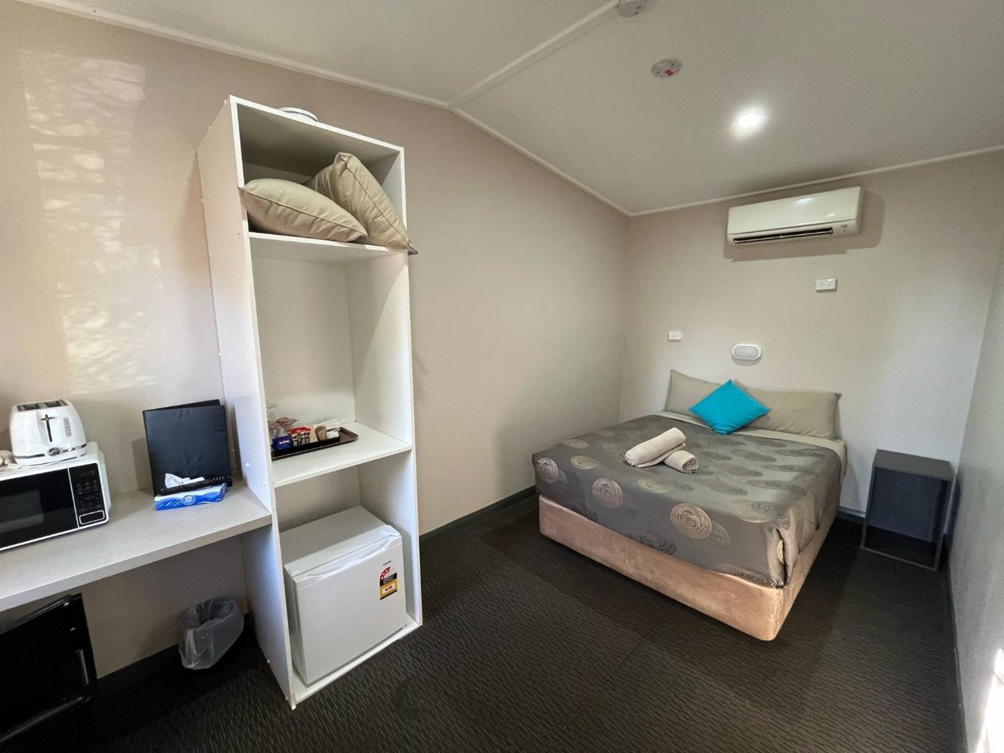 Copper City Motel Cobar Ngoại thất bức ảnh
