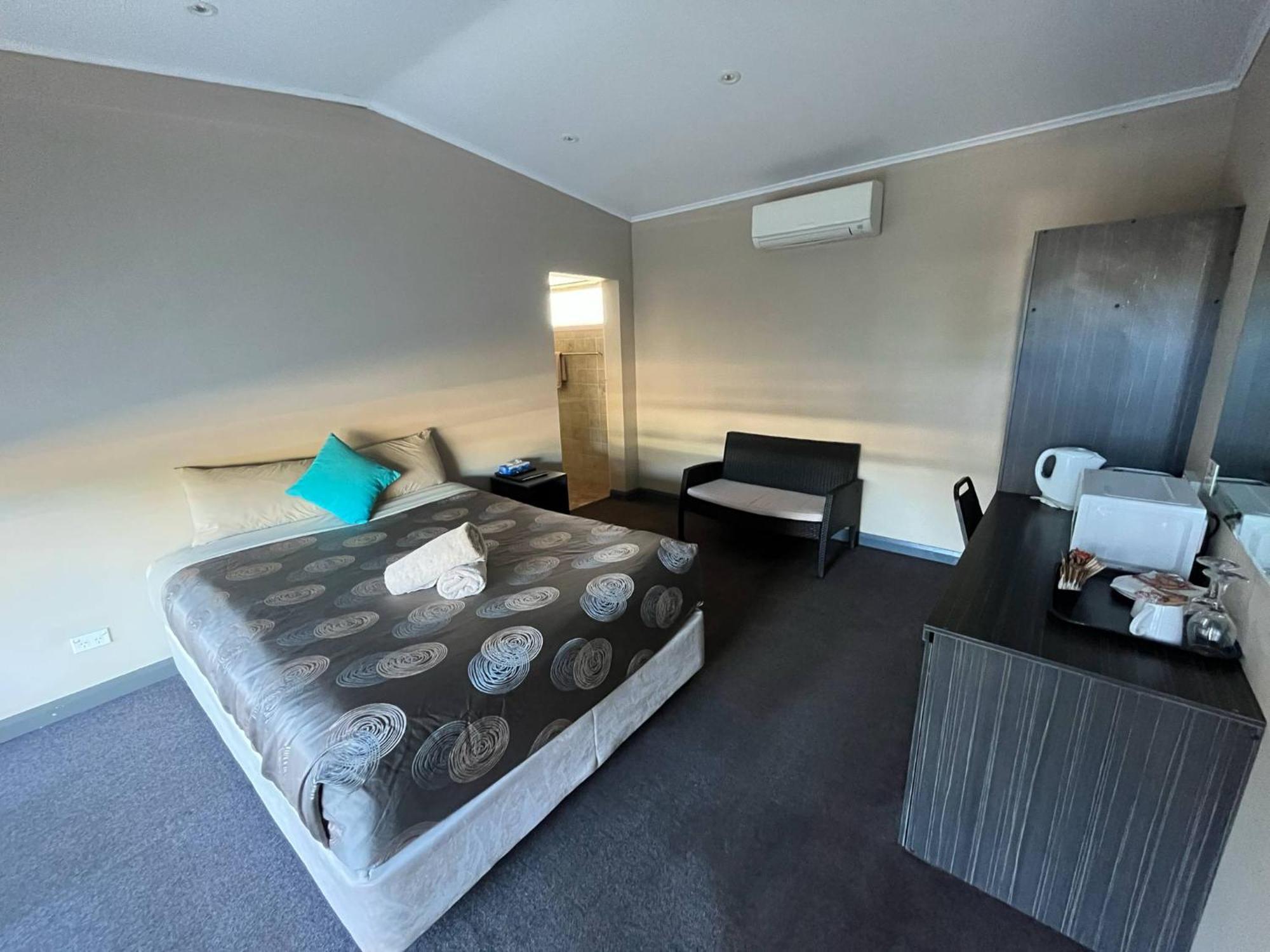 Copper City Motel Cobar Ngoại thất bức ảnh