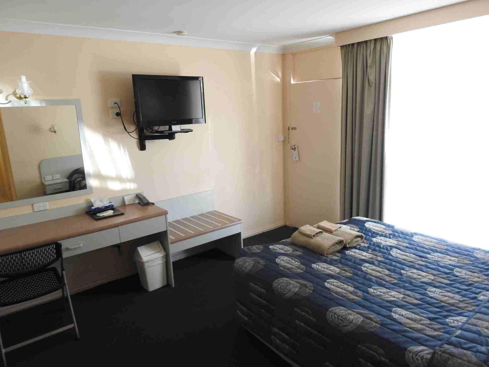 Copper City Motel Cobar Ngoại thất bức ảnh