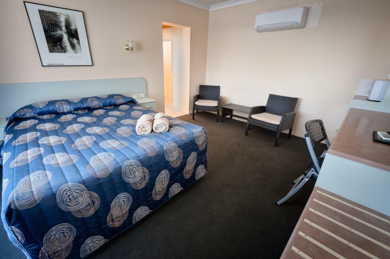 Copper City Motel Cobar Ngoại thất bức ảnh