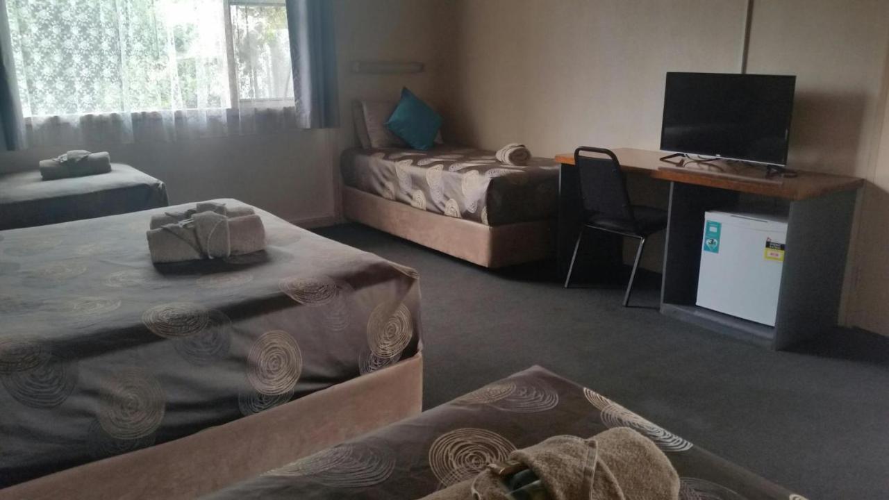 Copper City Motel Cobar Ngoại thất bức ảnh