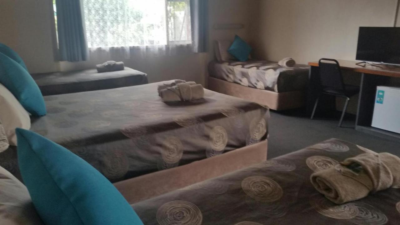 Copper City Motel Cobar Ngoại thất bức ảnh